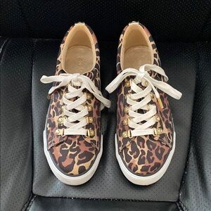 Lilly Pulitzer Lux Hallie Sneakers with Leopard Print 7.5